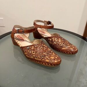 Pikolinos Brown Leather Floral Stitched Laser Cut Tan Leather Low Heel Sandals